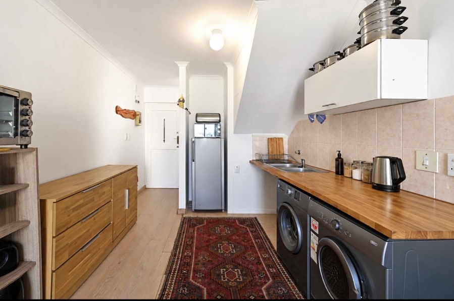 1 Bedroom Property for Sale in Milnerton Central Western Cape